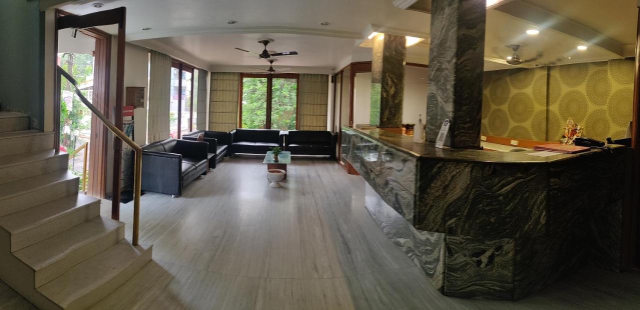 ואדודרה Hotel Grg מראה חיצוני תמונה