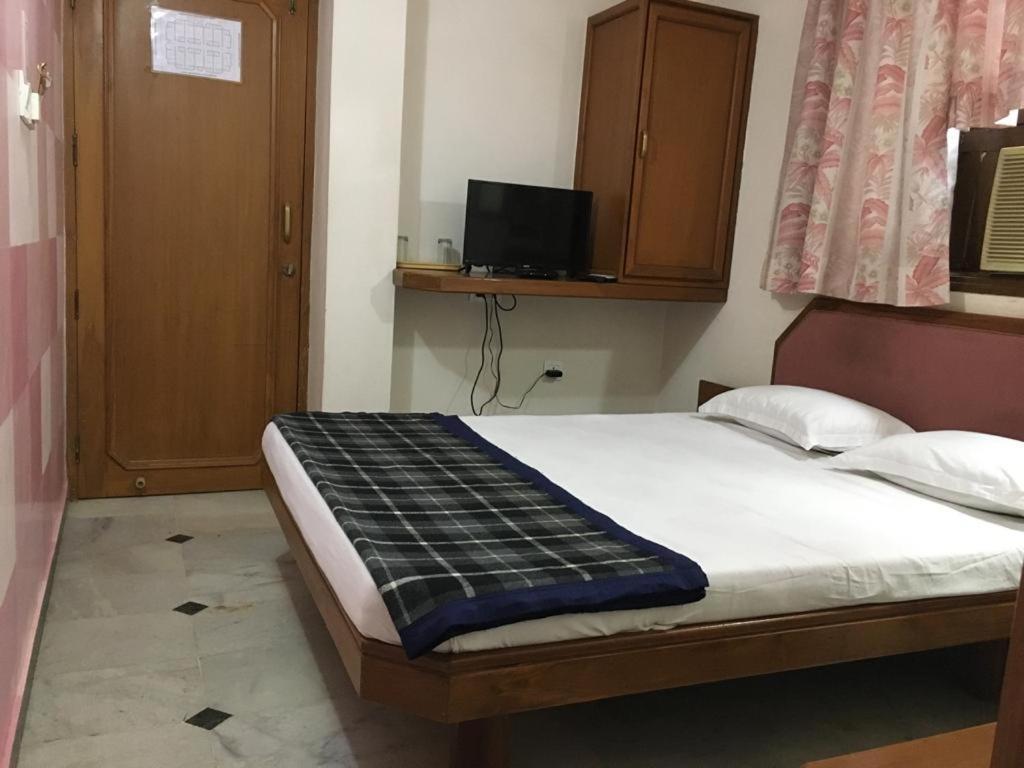 ואדודרה Hotel Grg מראה חיצוני תמונה