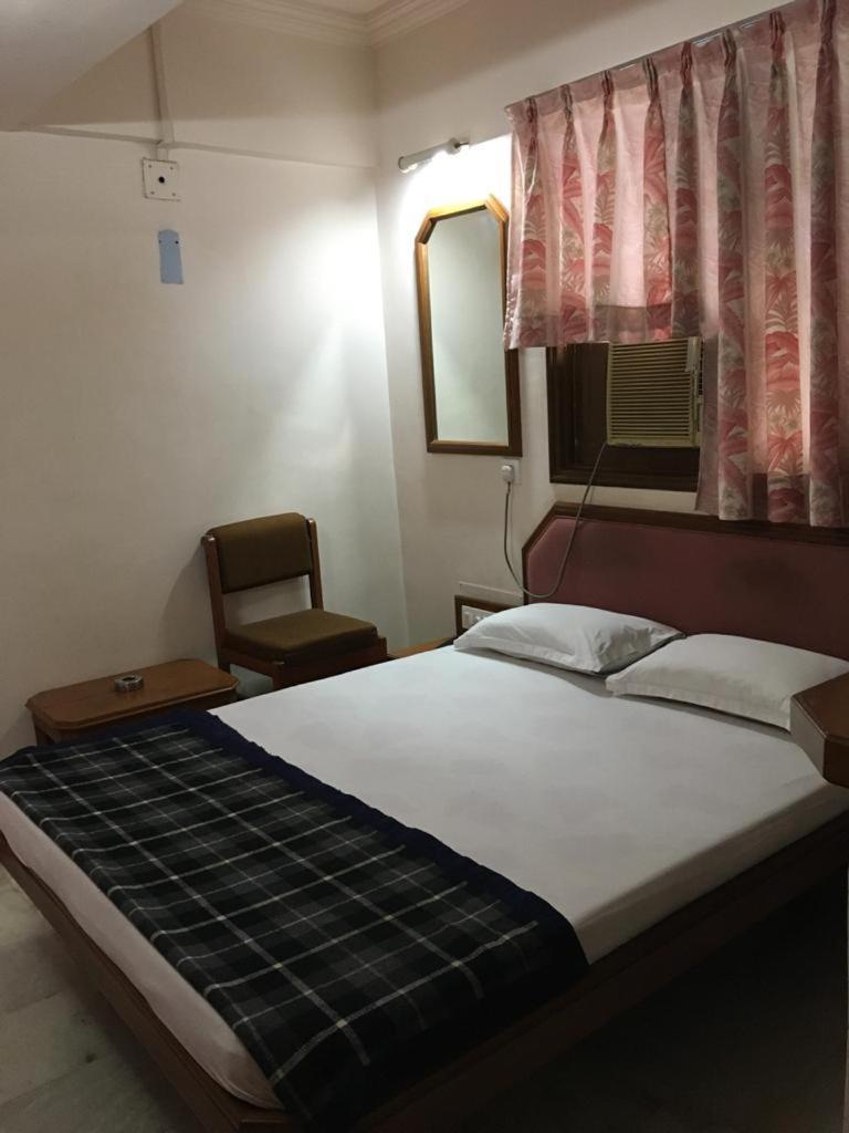 ואדודרה Hotel Grg מראה חיצוני תמונה