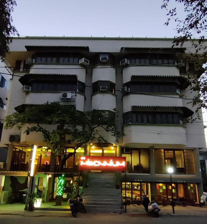 ואדודרה Hotel Grg מראה חיצוני תמונה