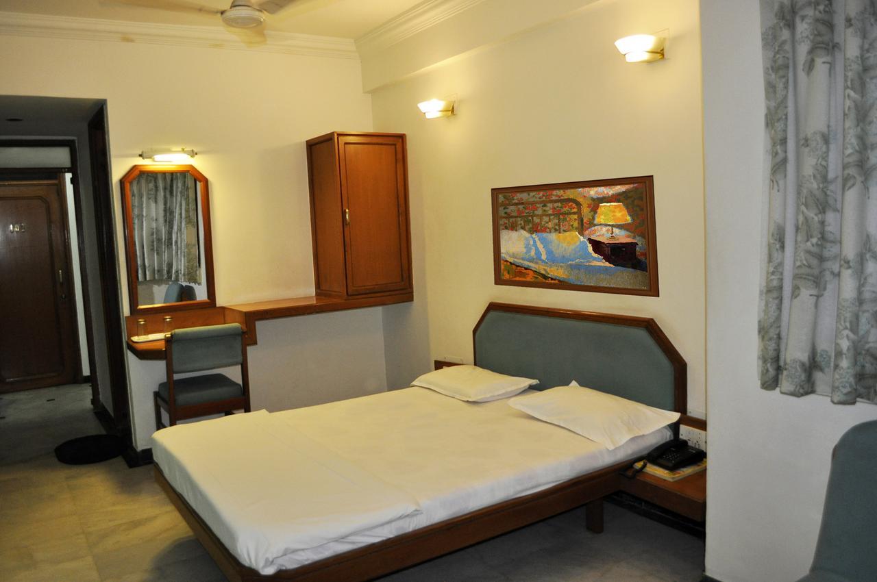 ואדודרה Hotel Grg מראה חיצוני תמונה
