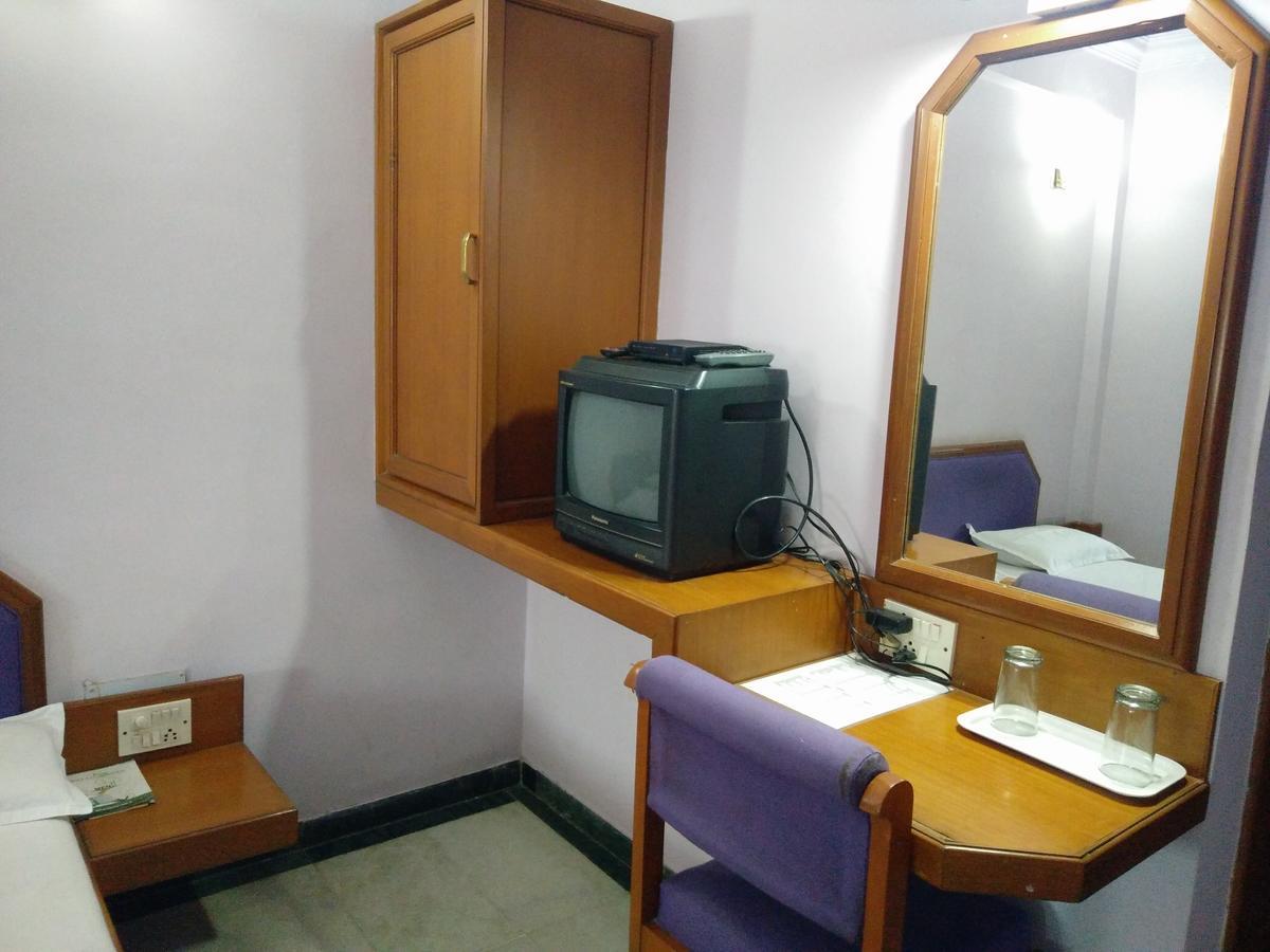 ואדודרה Hotel Grg מראה חיצוני תמונה