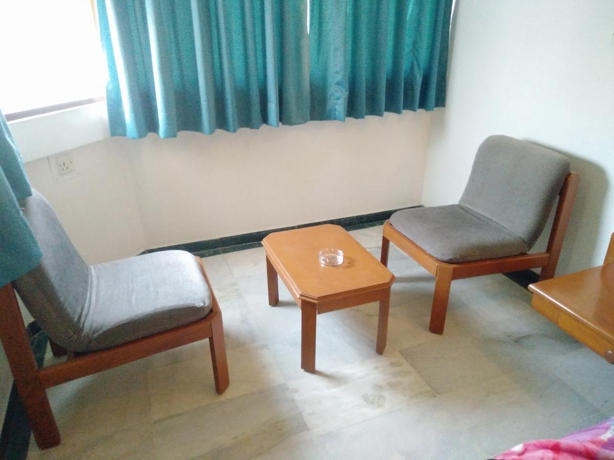 ואדודרה Hotel Grg מראה חיצוני תמונה