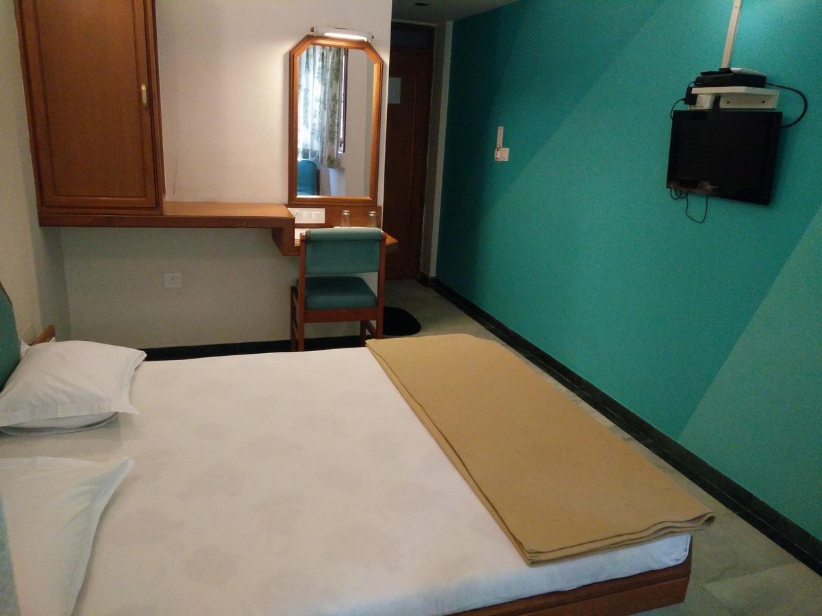 ואדודרה Hotel Grg מראה חיצוני תמונה
