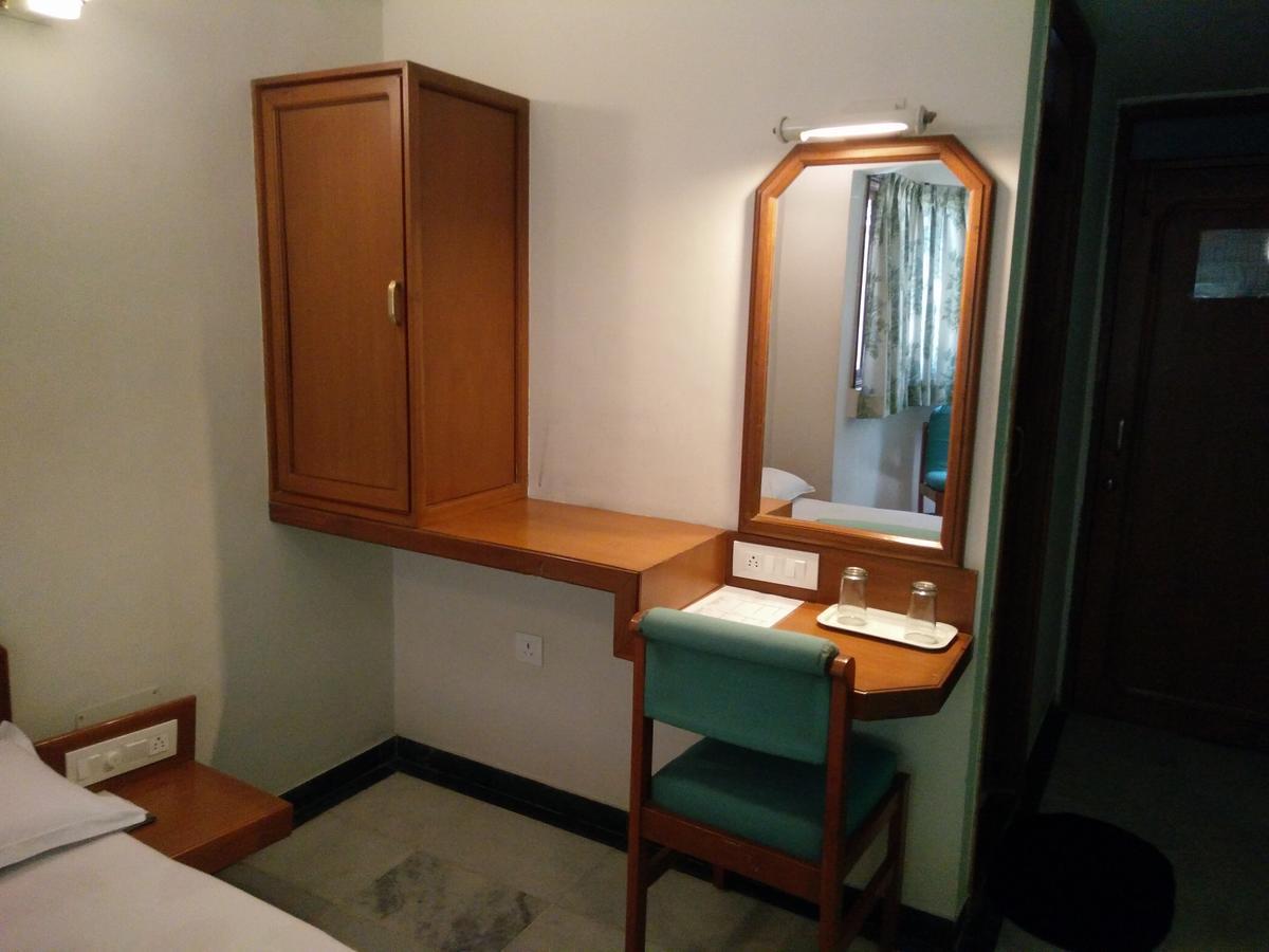 ואדודרה Hotel Grg מראה חיצוני תמונה